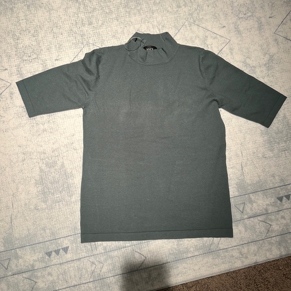 Vici size large knit mock neck blouse - Picture 1 of 2